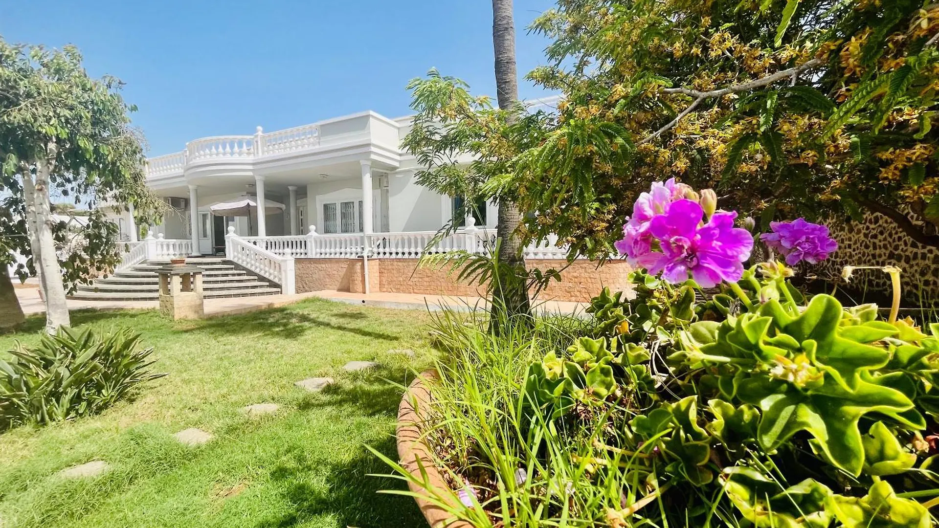 Kishni, Peaceful And Luxury Suite Villa Arrecife   Arrecife (Lanzarote)